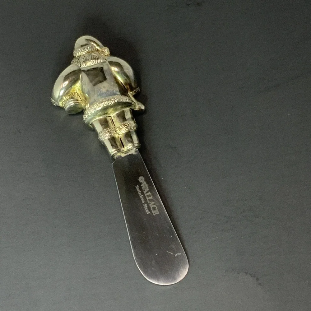 Wallace Stainless Steel Christmas Butter Cheese Spreader
