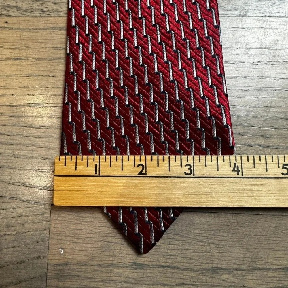 Ermenegildo Zegna craftsmanship silk keywords