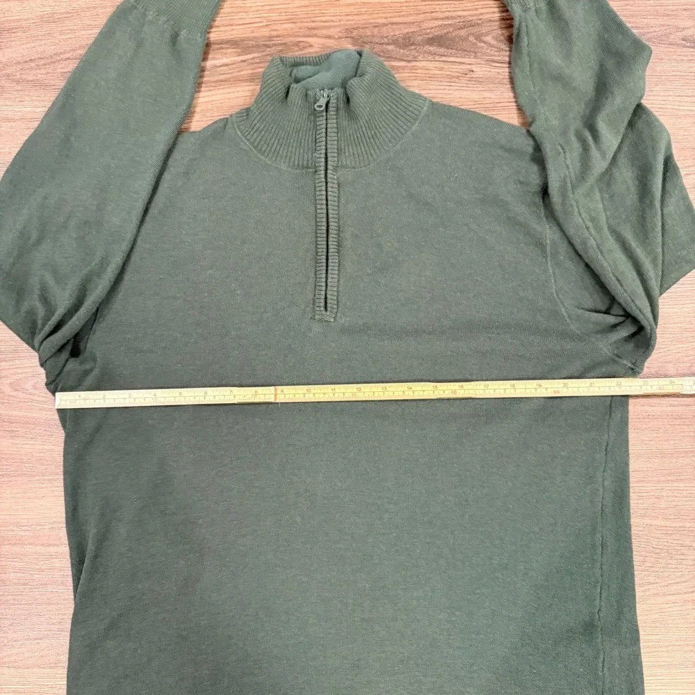 The North Face stylish quarter