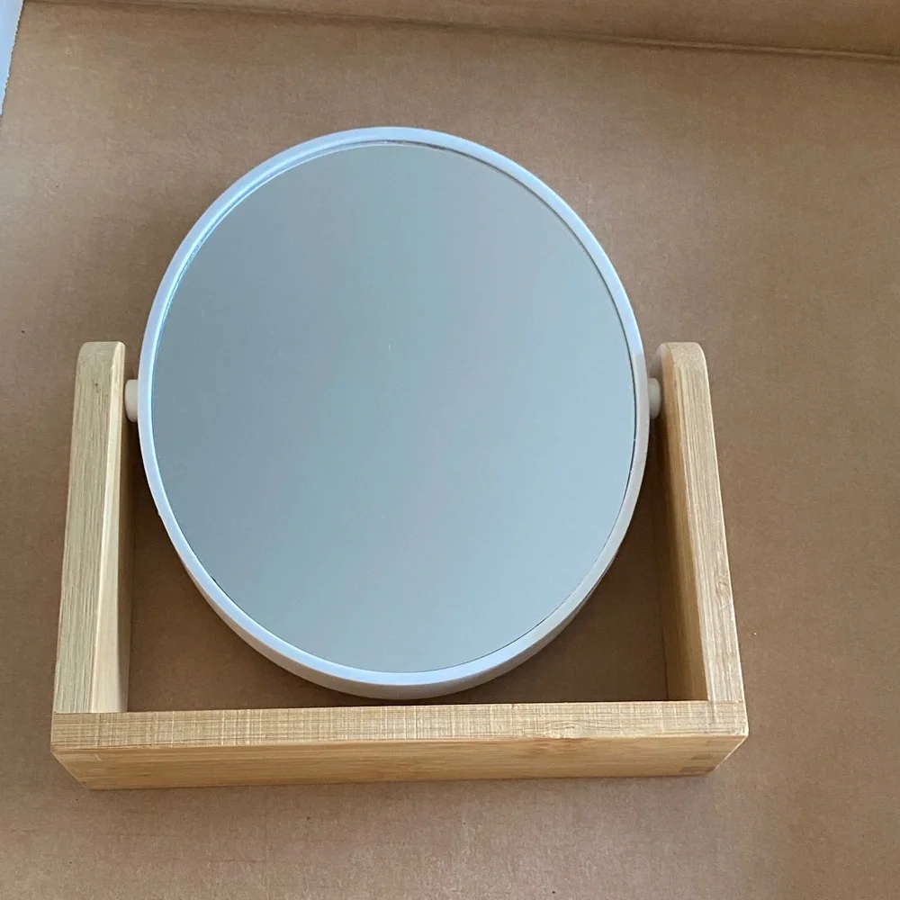 N/A yeake vanity