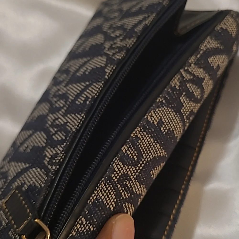 Dior elegant wallet