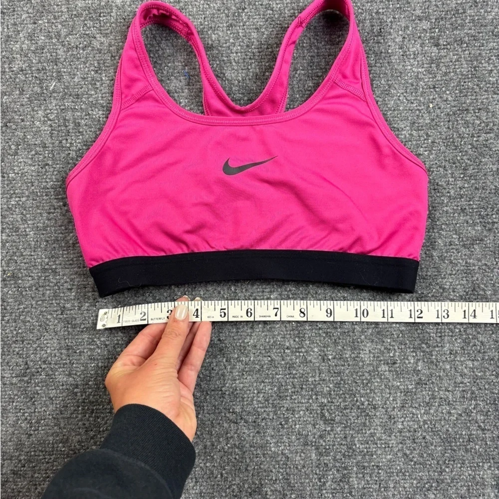 Nike women’s pink