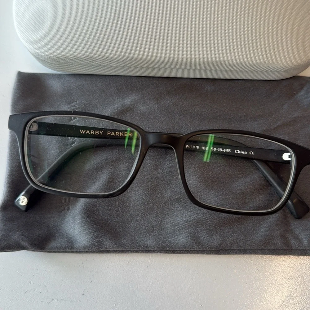 Warby Parker discover sleek
