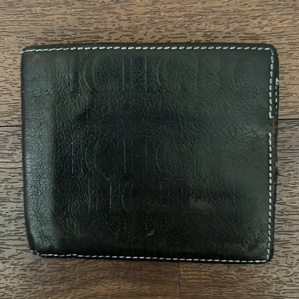 Carolina Herrera mens wallet