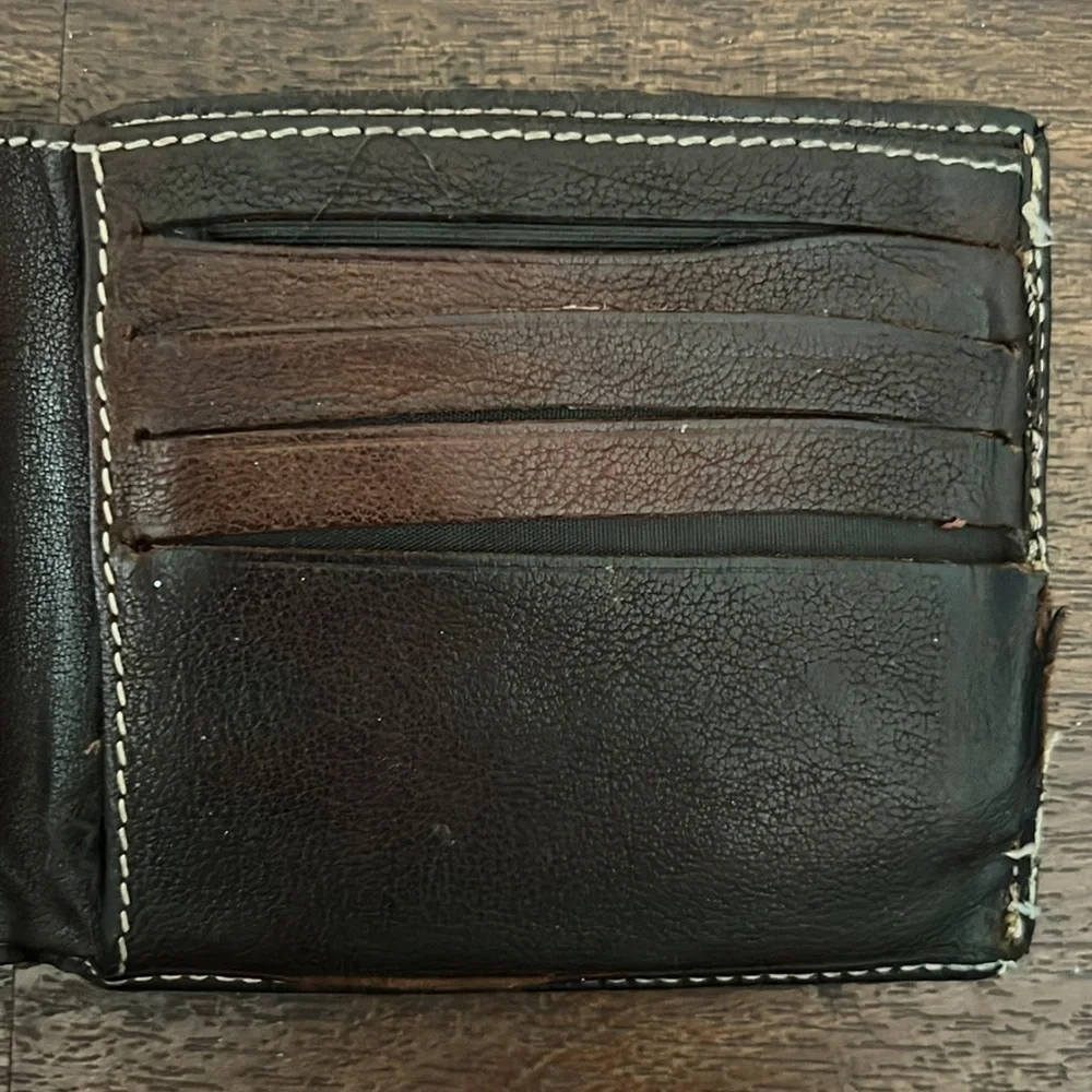 Carolina Herrera mens wallet