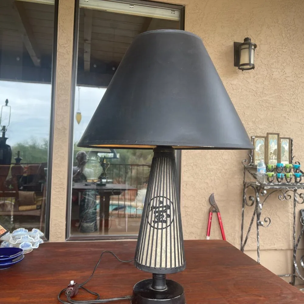 Mid-Century Modern Black Metal Wire Table Lamp