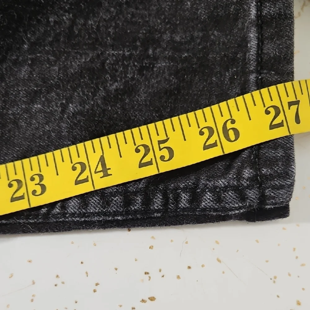 Levis stylish black