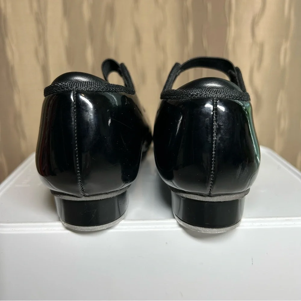 🌺 Revolution Dance Toddler Girl's 12.5 Black Patent Buckle Tap
