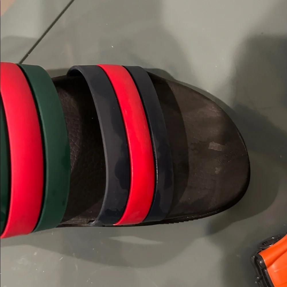 Gucci Red and Green Men's Sandals
