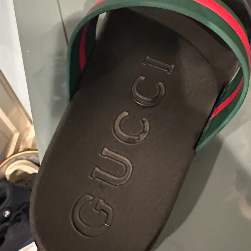 Gucci Red and Green Men's Sandals