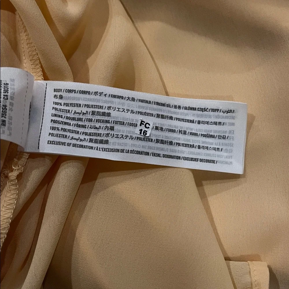 Abercrombie & Fitch polyester side