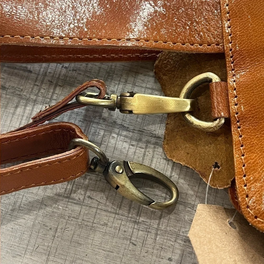 American Leather Co. nwt american