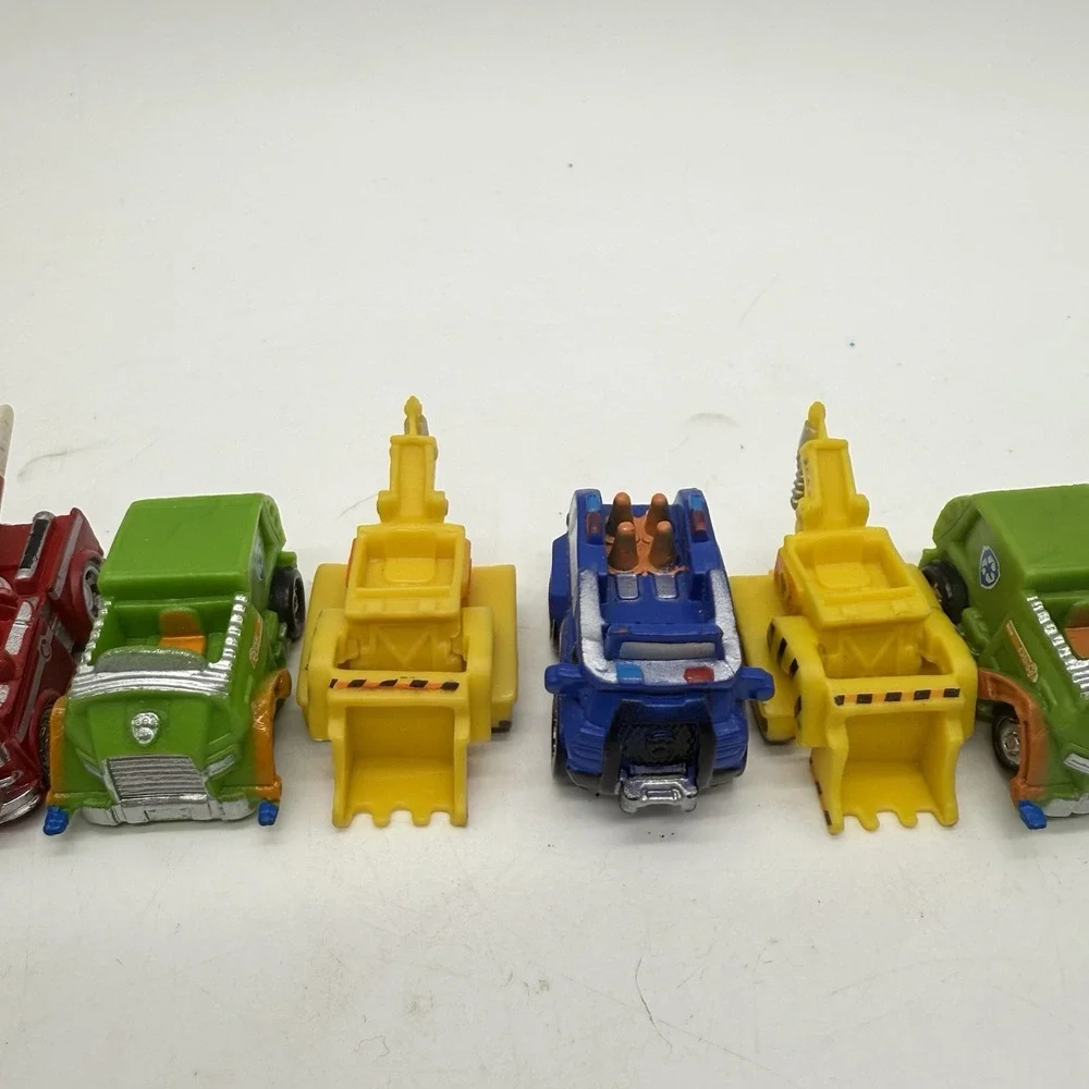 Spin Master‎ Paw Patrol Emergency Vehicles Cake Toppers Figure Toy Lot