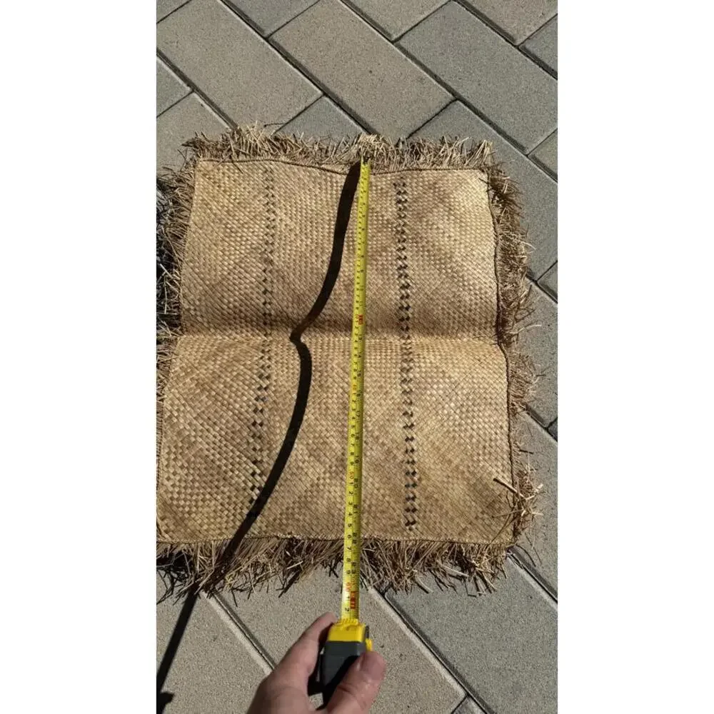 Handwoven Fijian Straw Mat with Fringe – Natural Boho Decor, 23”x20”