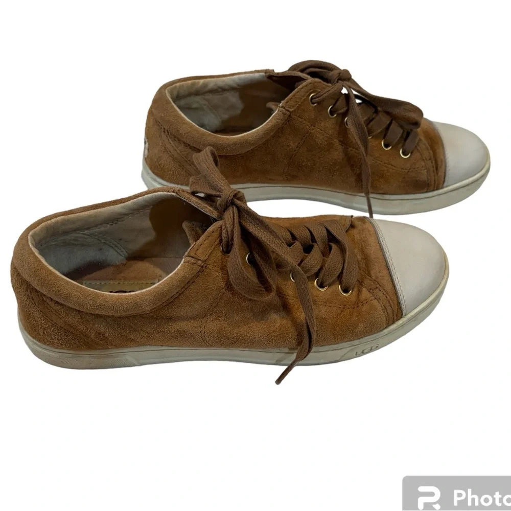 UGG women chestnut
