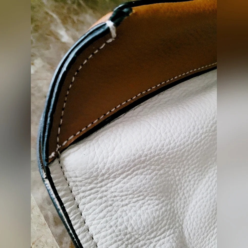 Tignanello Hobo 100% Genuine Leather Shoulder Bag Large Cream/Cognac 14