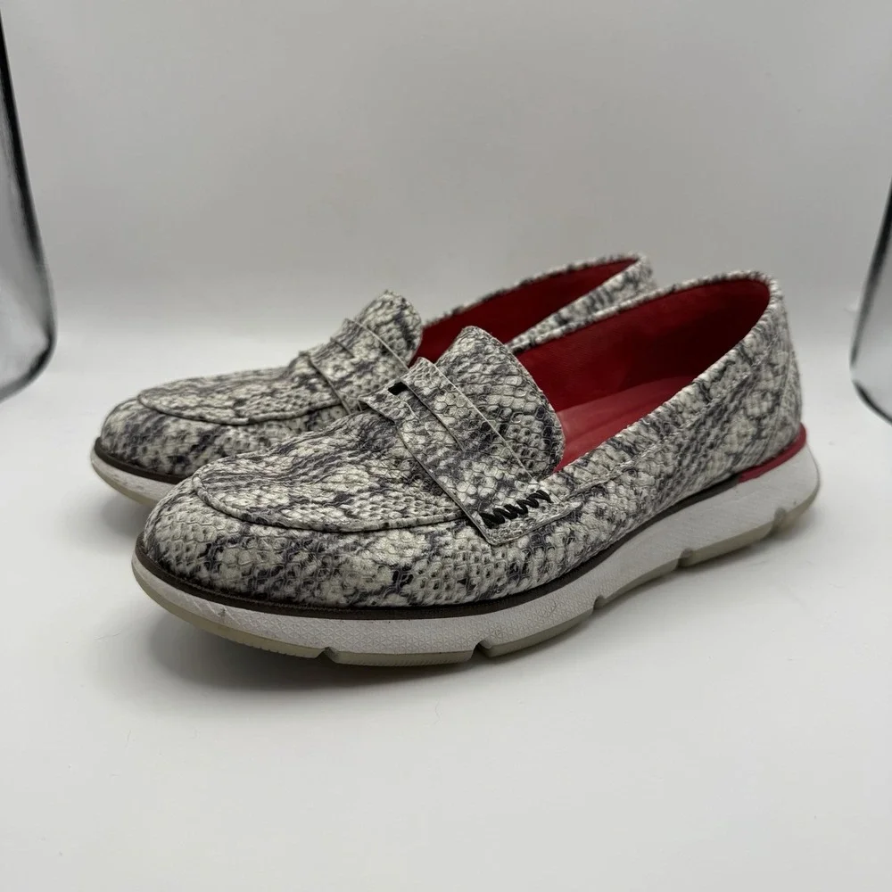 Cole Haan Zerogrand Black White Snakeskin Penny Loafer Women's Sz 8 B