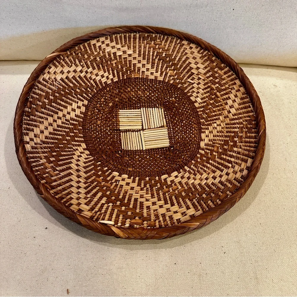 NEW Africa Woven Basket. Made by the Binga people of Zambia/Zimbabwe