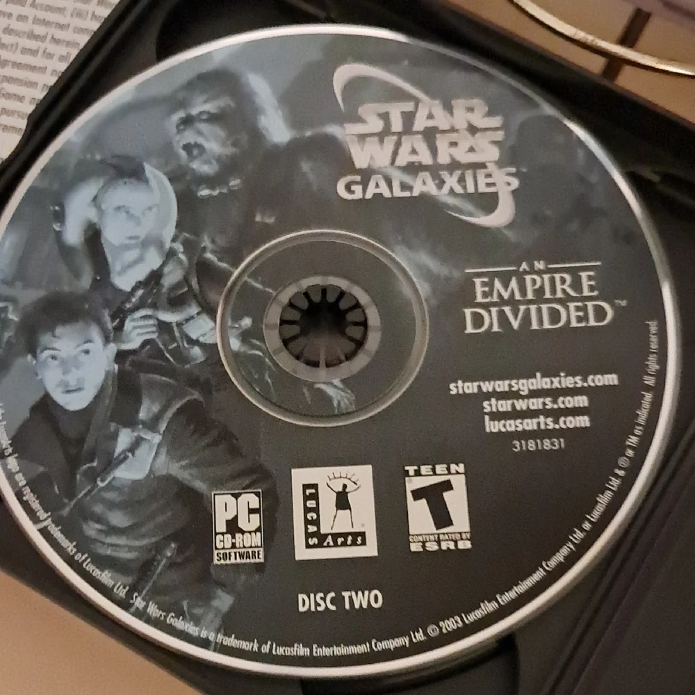 Star Wars Galaxies: Empire Divided PC Game - Black and White