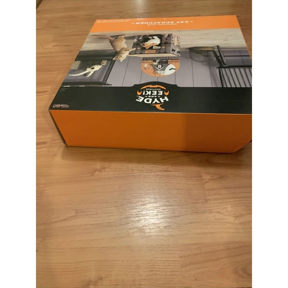 Hyde And EEK Skeleton Park Cat Scratcher Halloween Theme