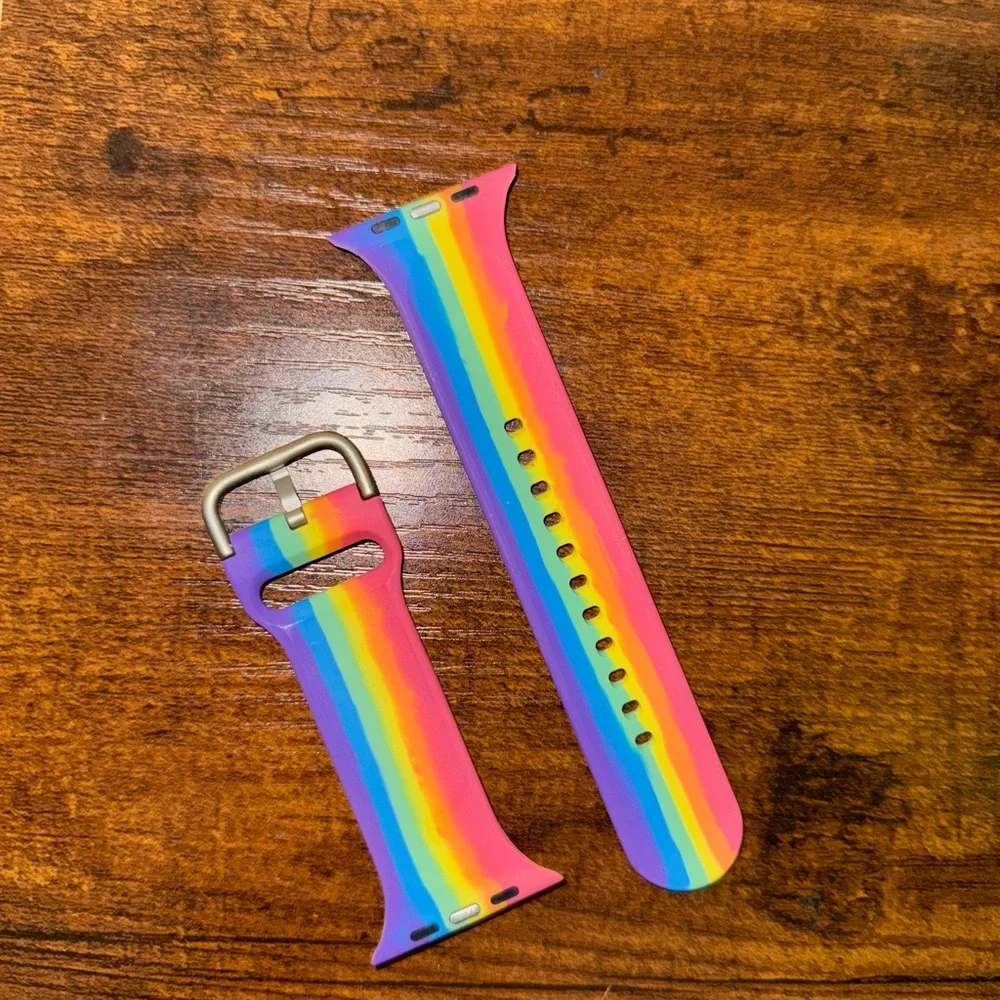 Apple vibrant rainbow