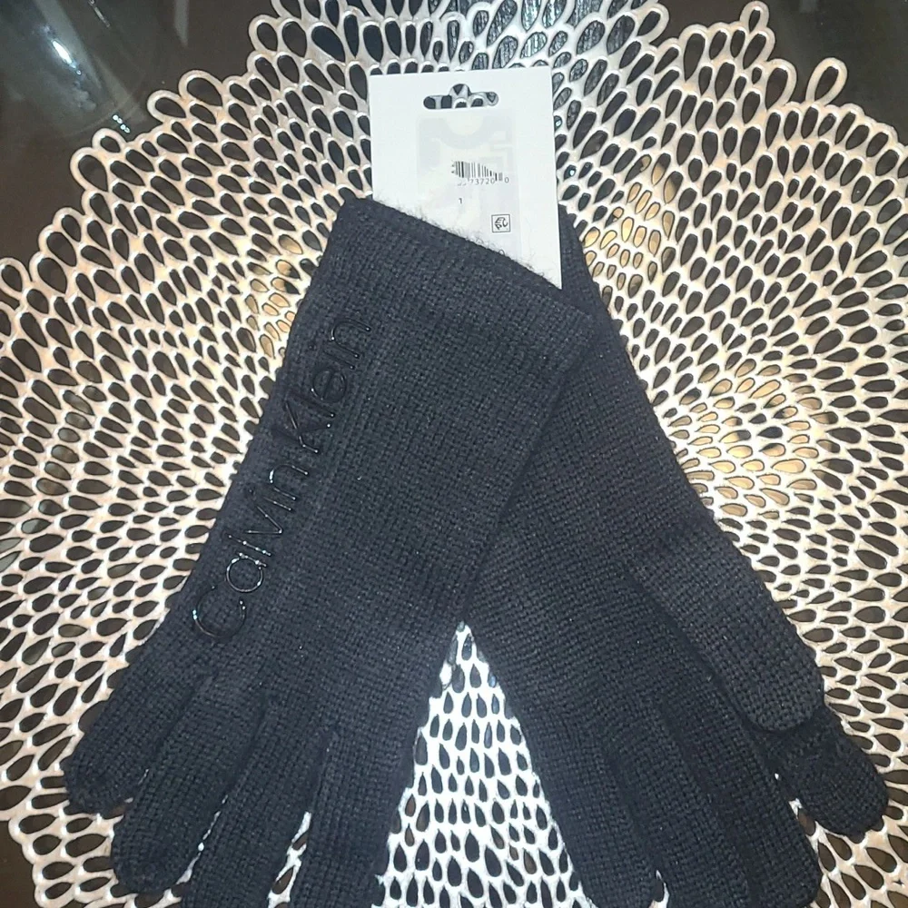 Calvin Klein elegant knit