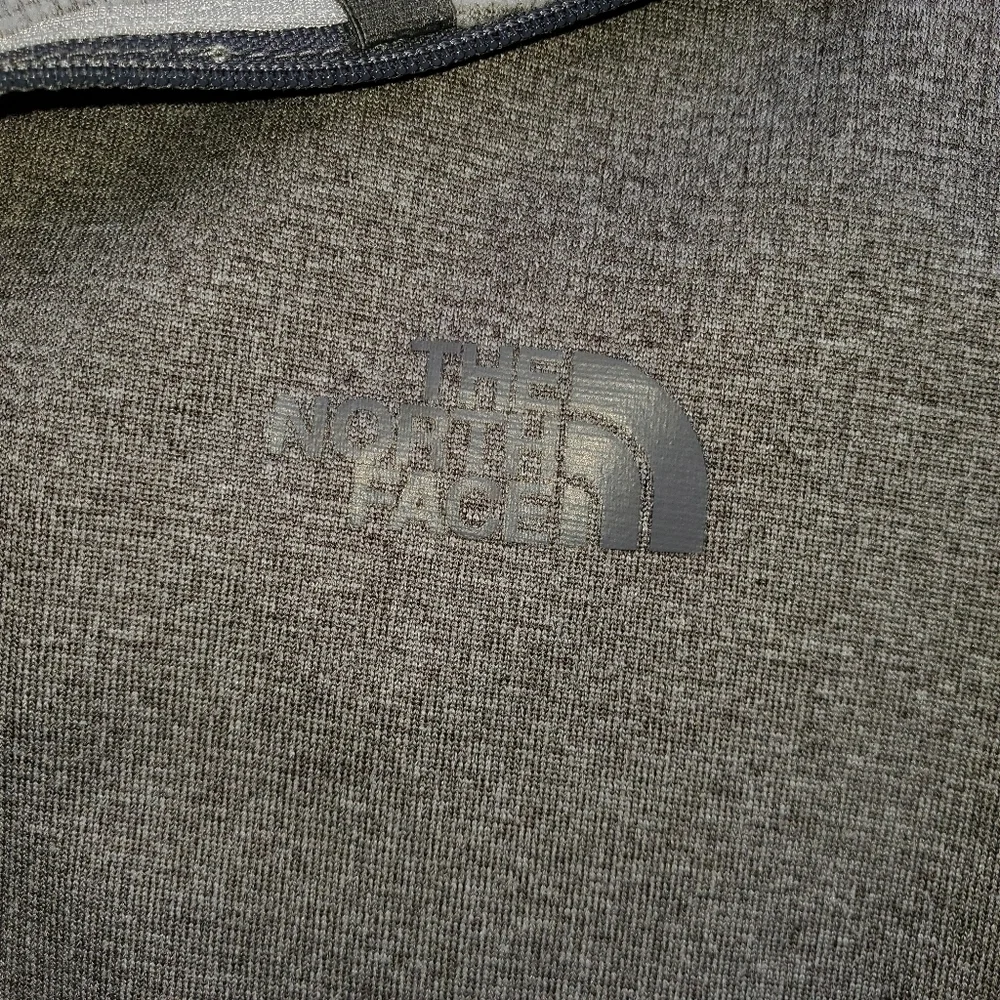THE NORTH FACE PULLOVER