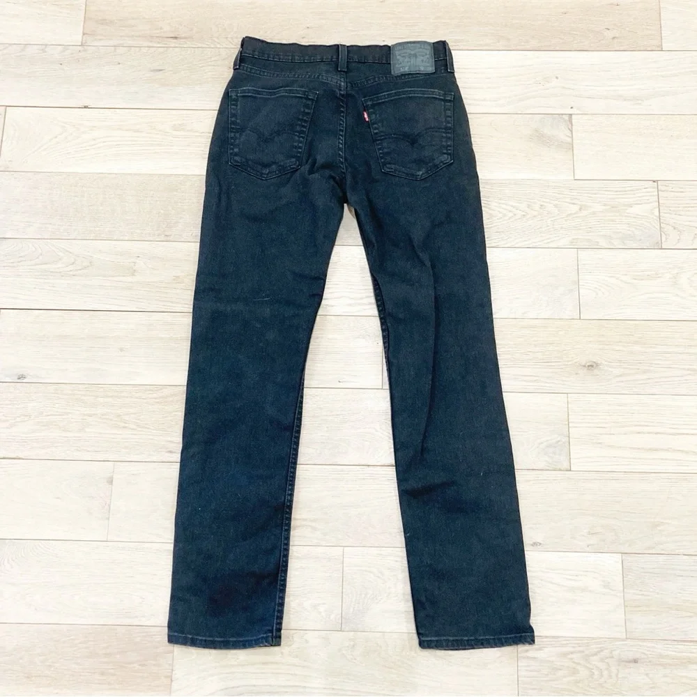 Levis these levi