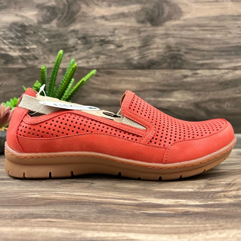 NIB BOC Born Georgia II Perforated Comfort Slip On Loafer Shoes 8M 39 Coral