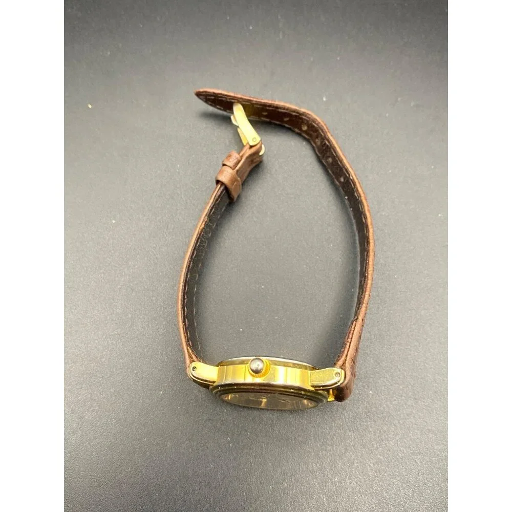 Quartex gold tone