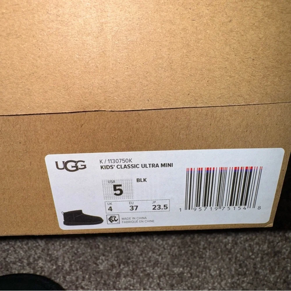 UGG repel traction there