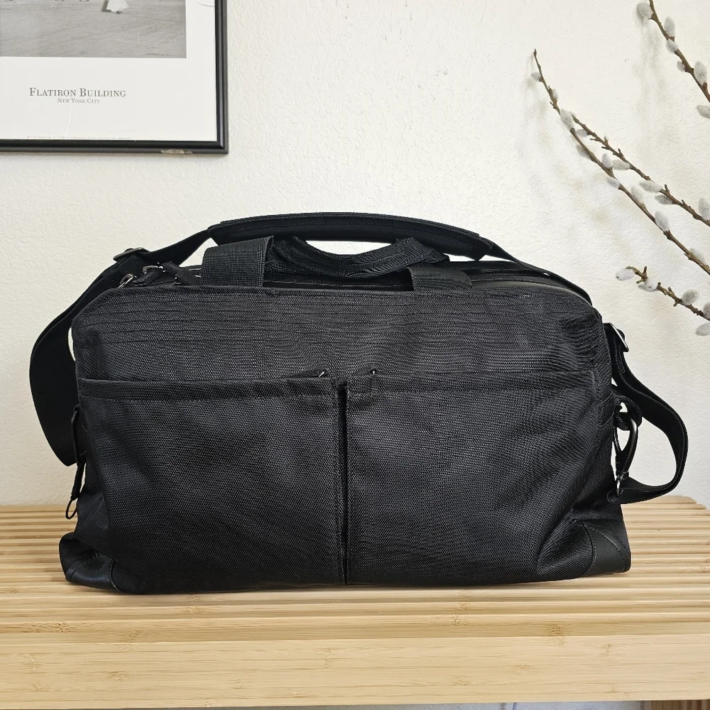 The Pakt designed present