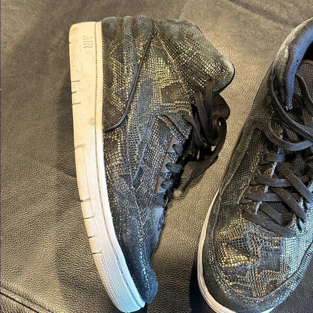 Nike guc slight