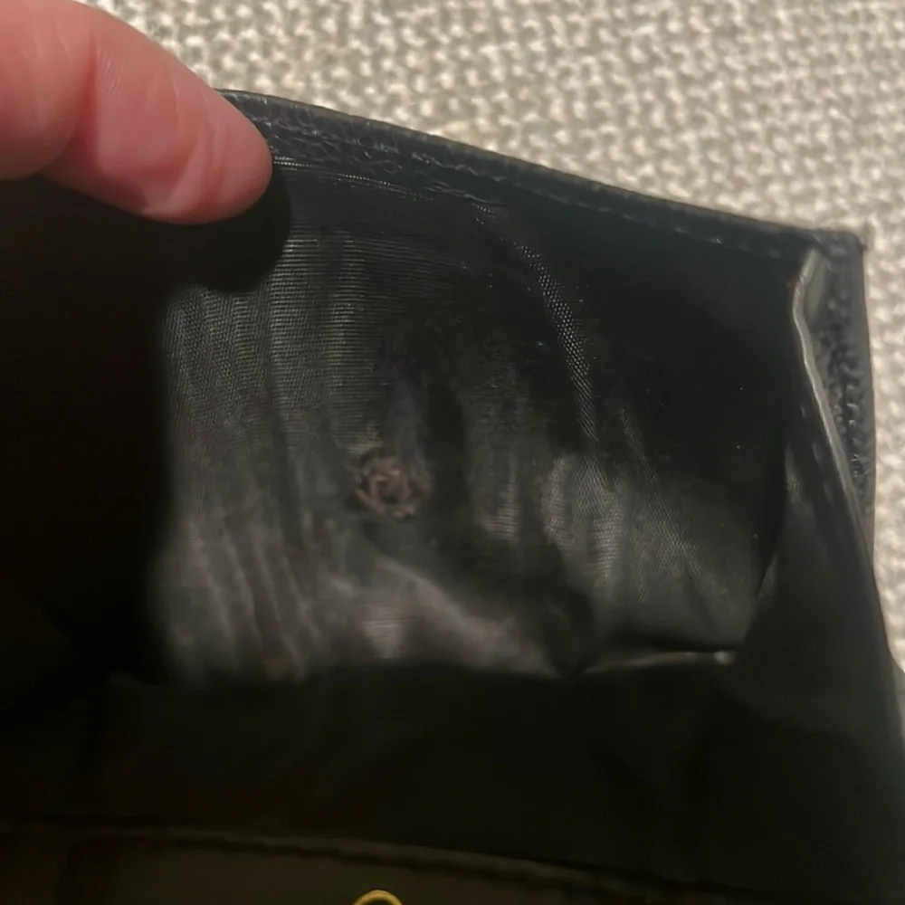 CHANEL authentic caviar