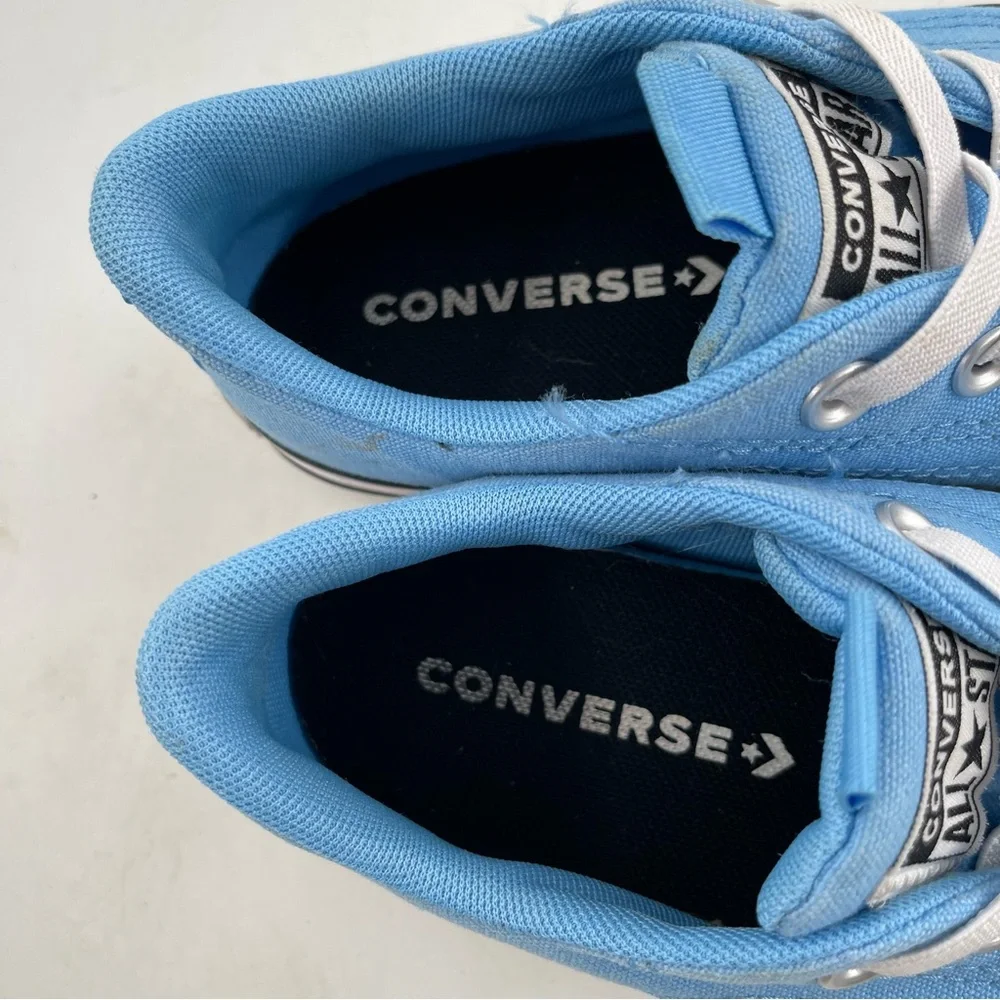 Converse excellent preowned