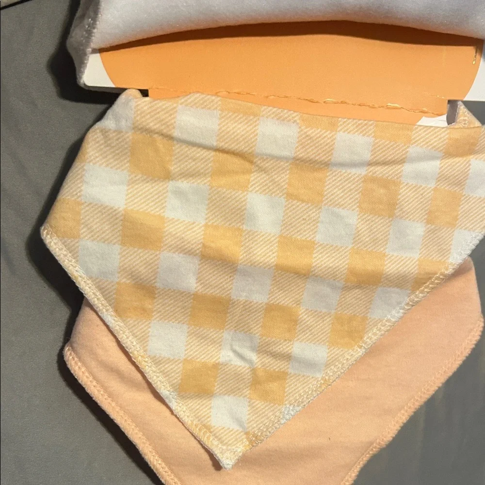 Modern Baby slight flaw