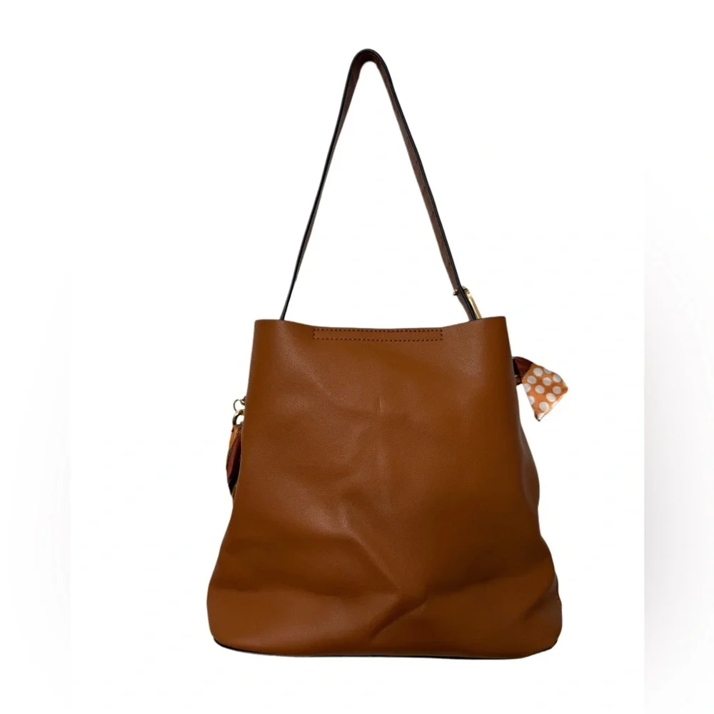 BROWN BUCKET CHAIN  BAG NWOT