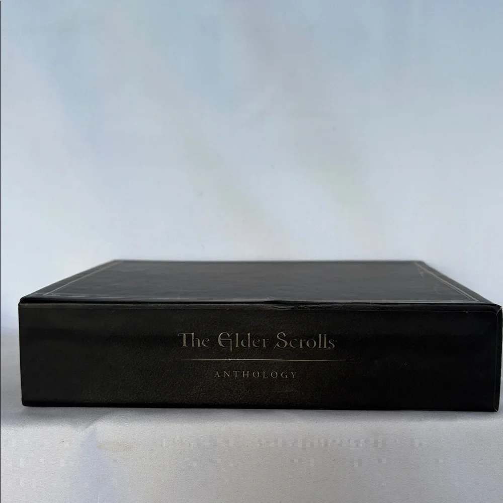 THE ELDER SCROLLS ANTHROLOGY COLLECTOR’S COMPLETE SET FOR PC - PRE-OWNED