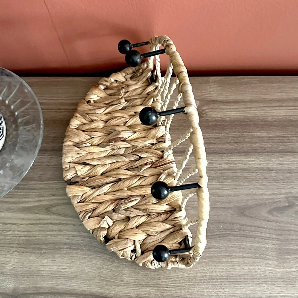 N/A natural woven
