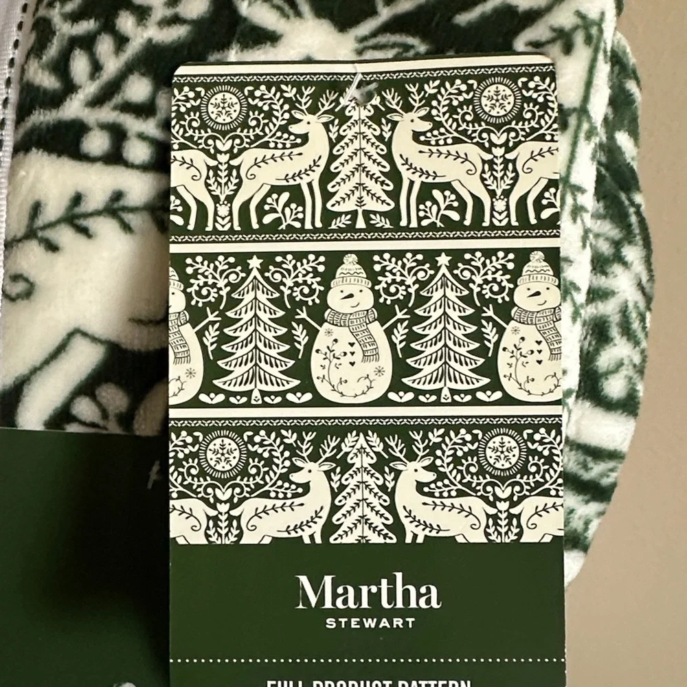 Martha Stewart Holiday Christmas Queen Soft Plush Blanket Green Snowman ⛄️ NEW!