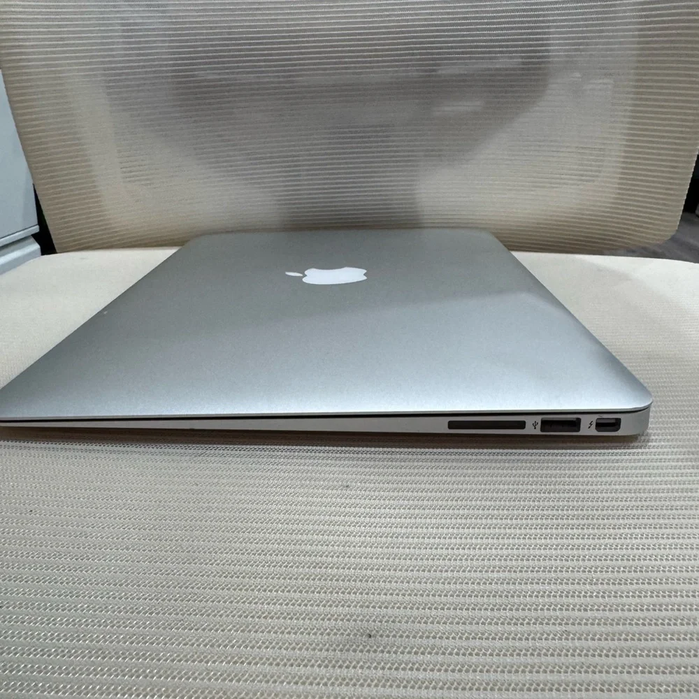 Apple 13 inch
