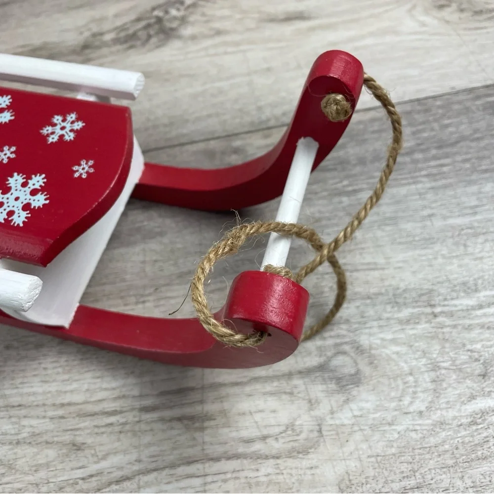 N/A foot snowflakes