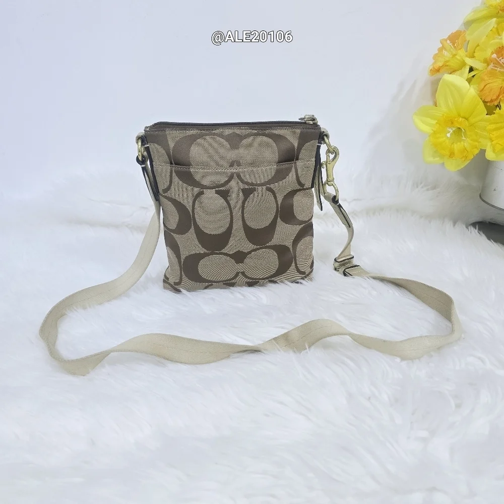 Coach monogram stylish