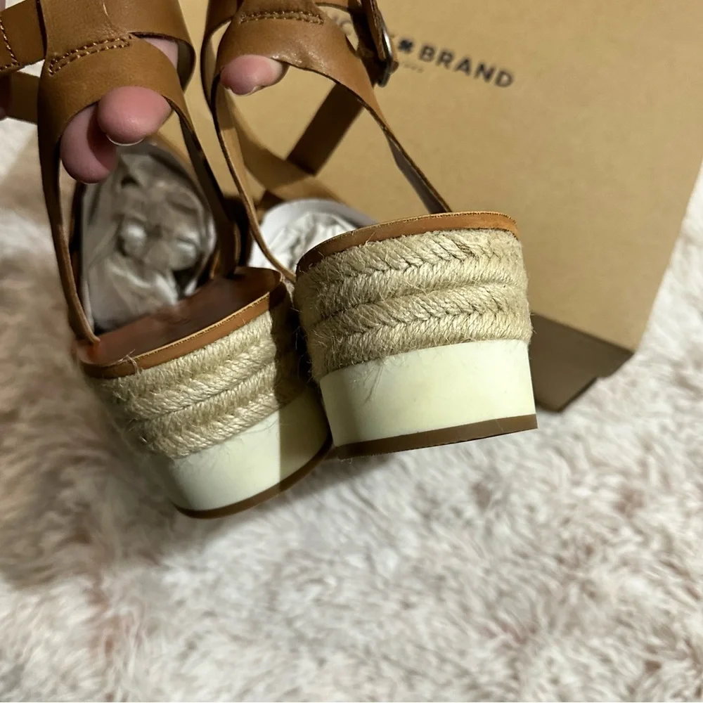 straps sole new