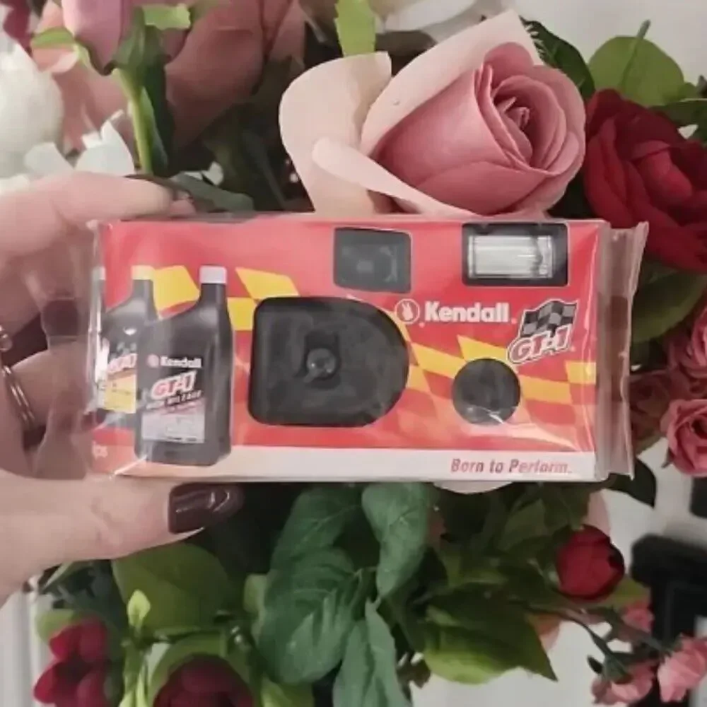 NWT, Kendall GT-1 Vintage Disposable 35mm Film Camera
