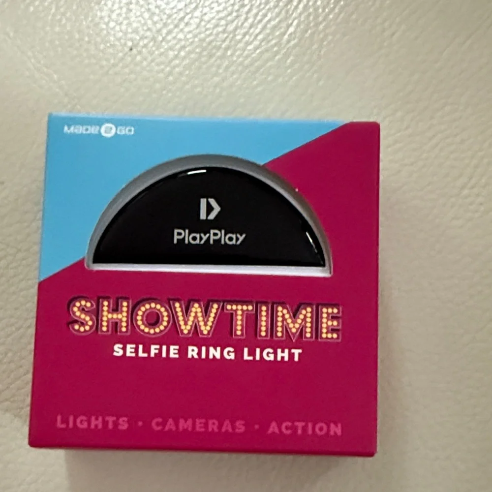 Black Showtime Selfie Ring Light NEW