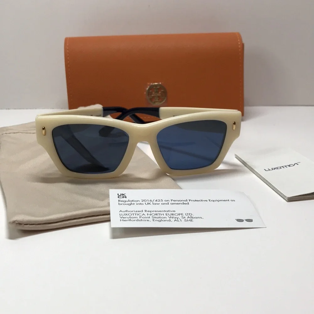 Tory Burch new authentic