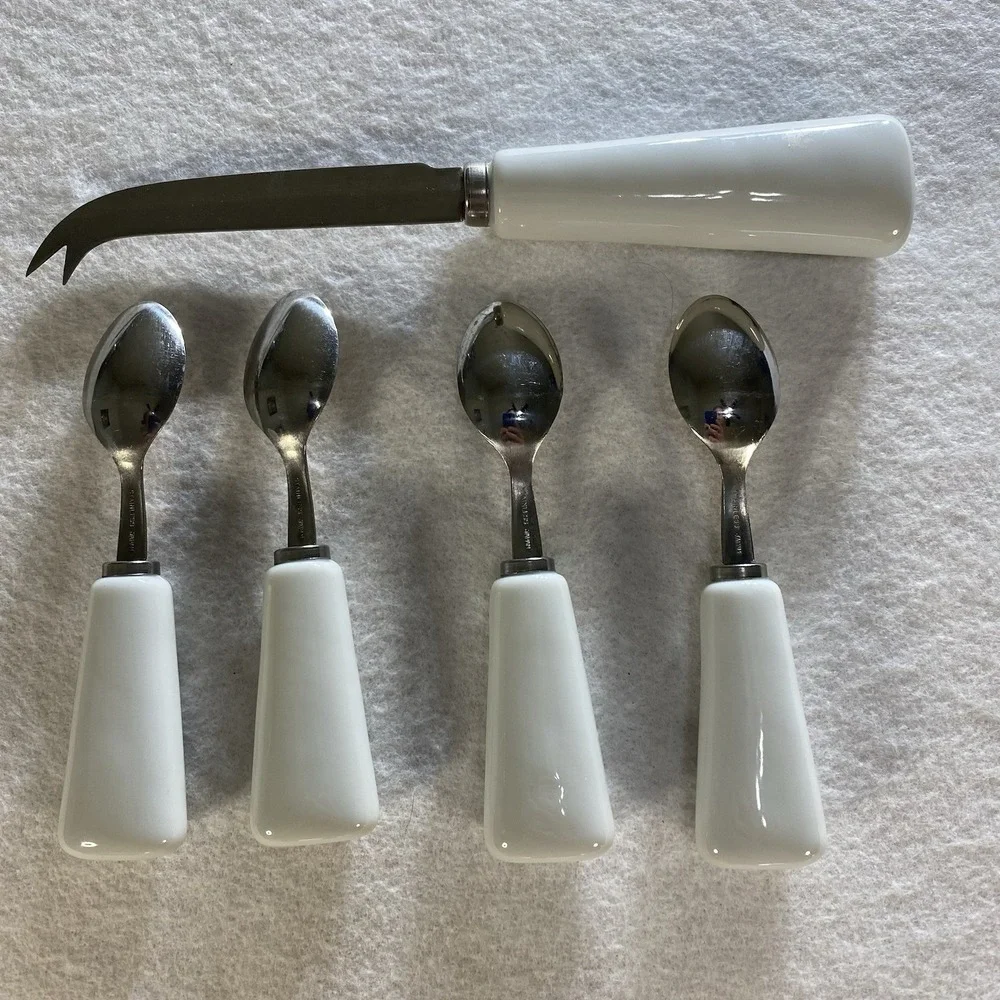 Christmas Tree Ceramic Handle Cheese Knife and 4 Spoon Set Holiday Flatware
