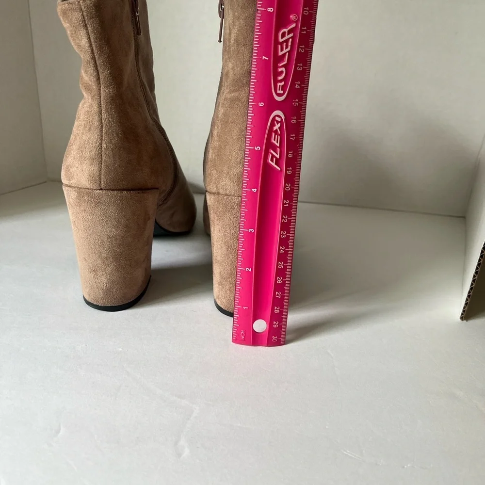 Fashion Nova chic tan
