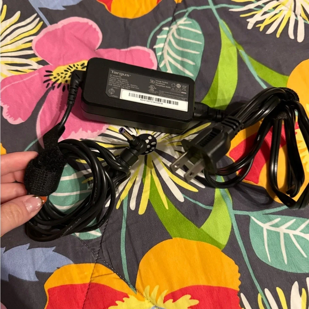 Targus laptop charger